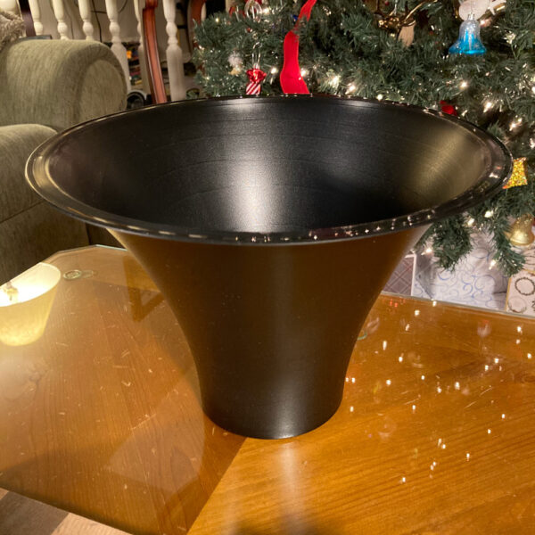 Stretched Vinyl Record - Passive Phone Amplifier