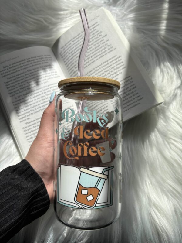 Books and Iced Coffee 16oz Cup